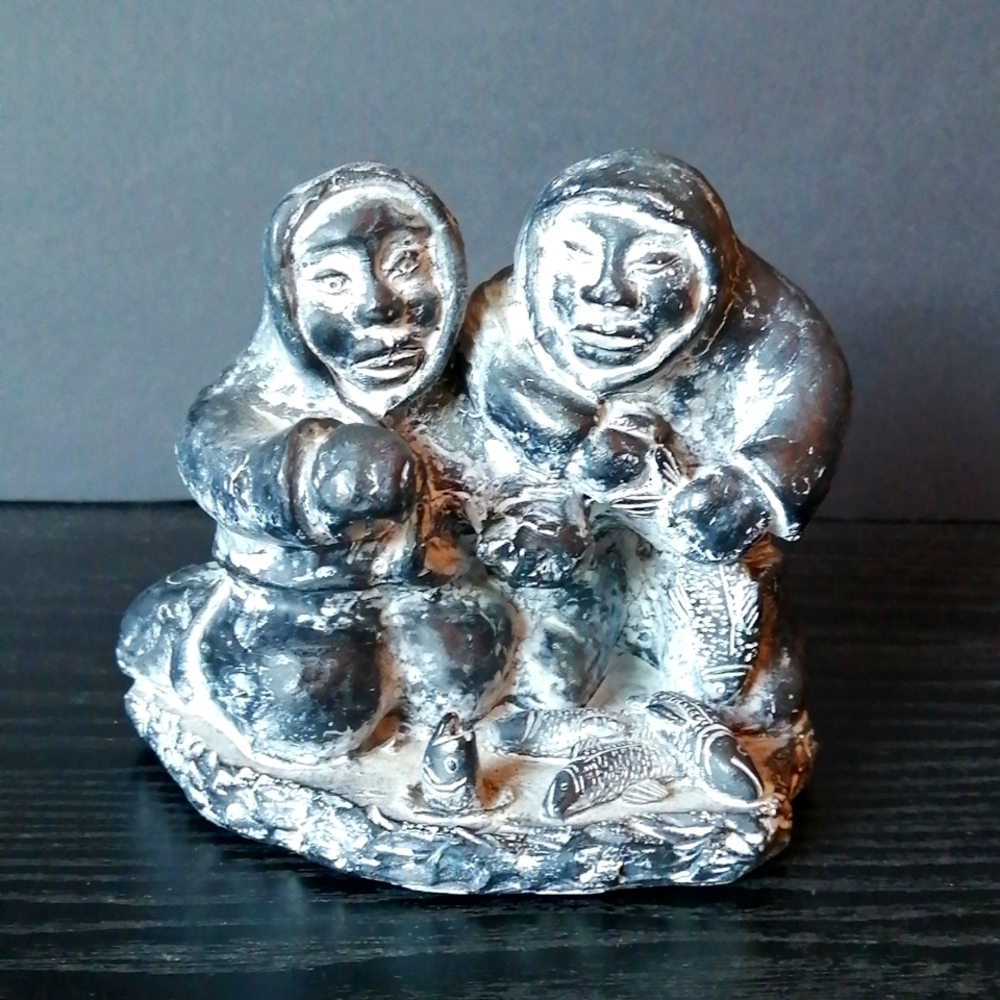 2004 Wolf Original Signed Fishermen Sculpture Hand Carved Soapstone